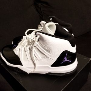 Air Jordan Max Aura Shoes